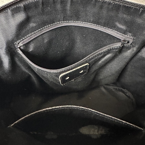 Authentic YURIE NITANI Black Leather Shoulder Bag - Picture 6 of 12